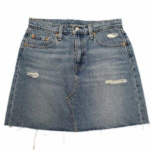 Levi’s Classic Denim Skirt - Size 29